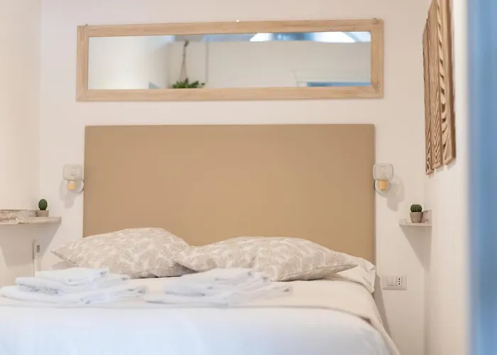White Ostilia Apartments